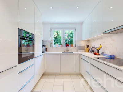 Familientraum mit Whirlpool, Garten, Terrassen und viel Platz image 7