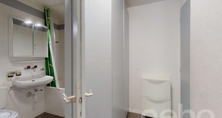 Exclusif: Studio rénové avec terrasse de plein pied image 12