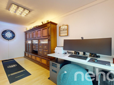 Lichtdurchfluteter Wohnkomfort mit Wintergarten und Weitsicht image 5