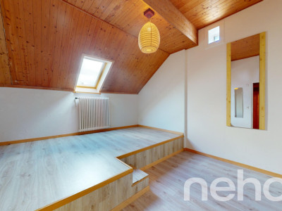 En plein centre dYverdon grand triplex image 12