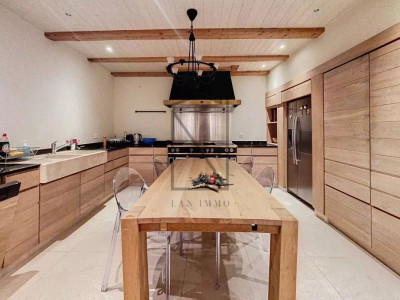 A rare and private retreat in the heart of nature image 8