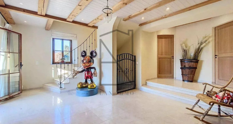 A rare and private retreat in the heart of nature image 2