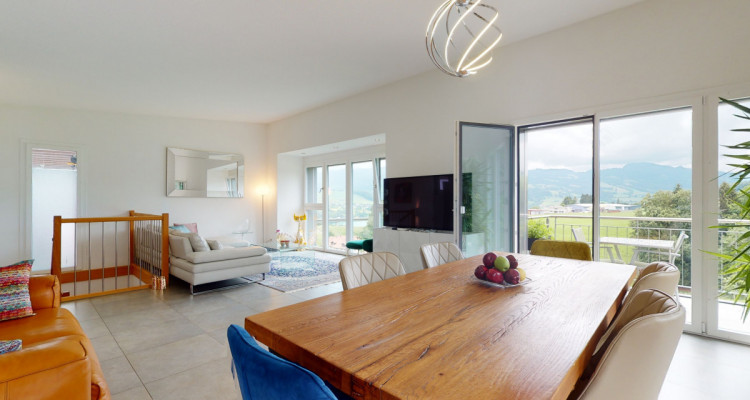 En exclusivité Lumineuse villa Minergie avec vue imprenable image 5