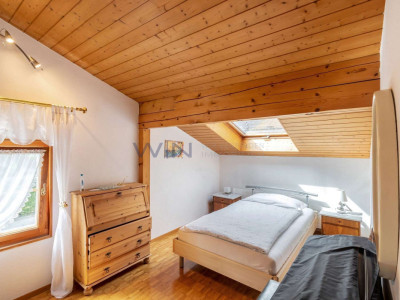 Grosses Einfamilienhaus mit Einliegerwohnung image 5