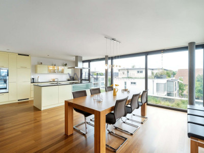 Über den Dingen image 2