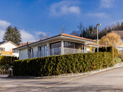 Eleganz trifft Funktion ? grosszügiges Zuhause mit Konzept image 1