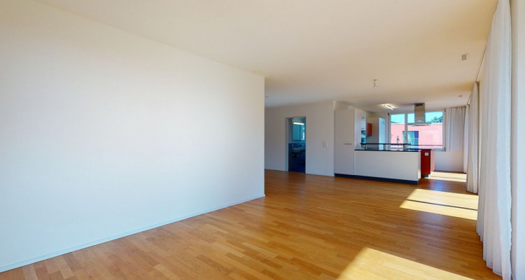 Helle und ruhig gelegene Wohnung mit grosser Loggia image 4