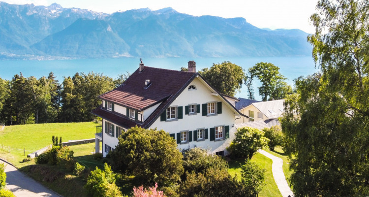 Magnifique maison de maître au Mont-Pélerin avec vue sur le lac image 1