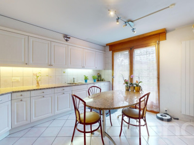 Villa familiale pleine de potentiel image 5