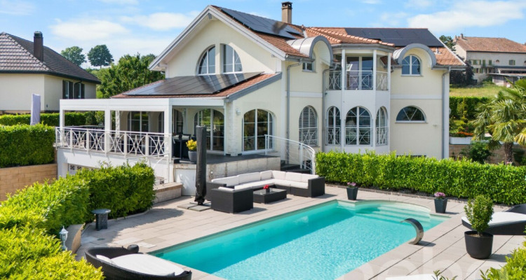 Maison dexception avec piscine chauffée  ! image 12