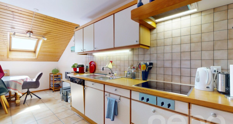 Exclusif : Spacieux appartement avec balcon dans les combles image 9