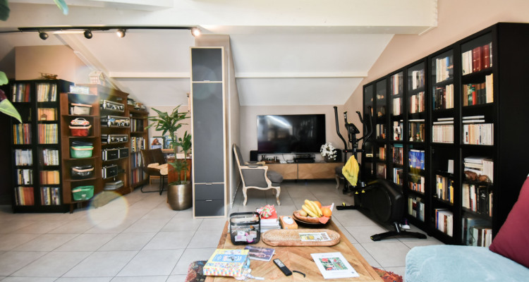 GRAND GENEVE, 5.5 pièces en duplex image 8