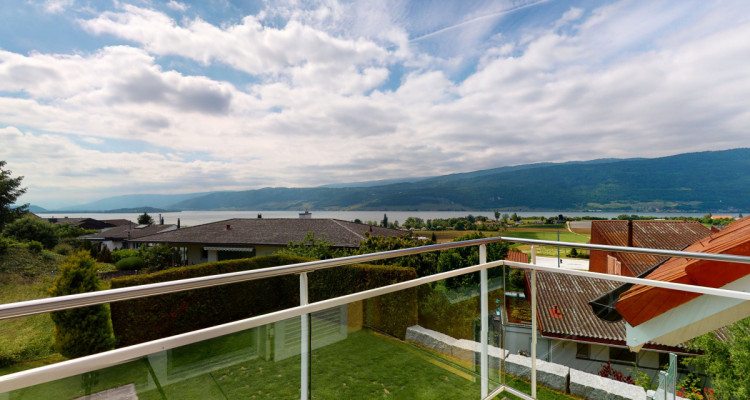 Grosses 7.5 Zimmer Einfamilienhaus im steuergünstigen Mörigen image 6