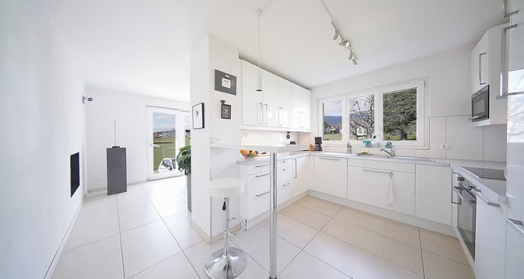 Villa individuelle de plain-pied avec importante réserve constructible image 6