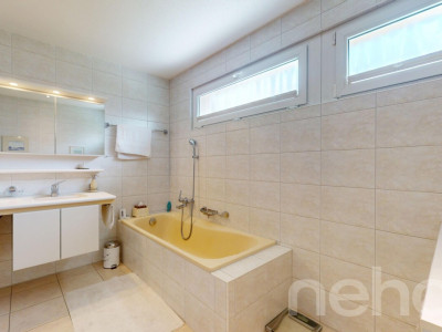 Grosszügige 4.5-Zi.-Wohnung mit Loggia an zentraler, ruhiger Lage image 8