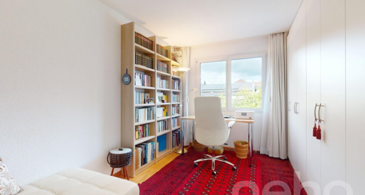 Grosszügige 4.5-Zi.-Wohnung mit Loggia an zentraler, ruhiger Lage image 5