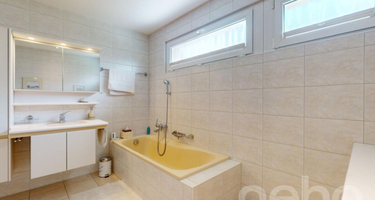 Grosszügige 4.5-Zi.-Wohnung mit Loggia an zentraler, ruhiger Lage image 8