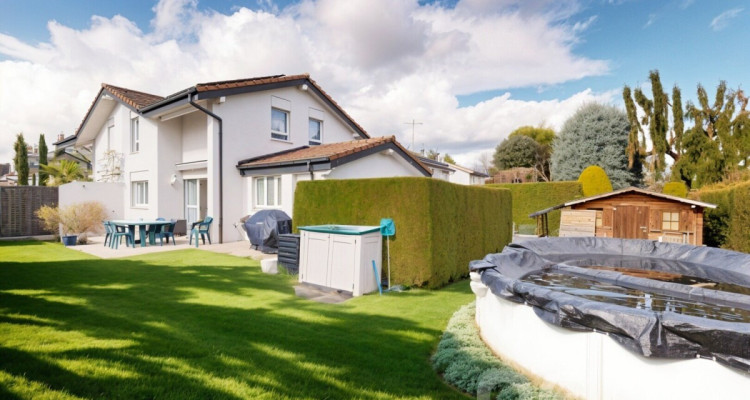Charmante maison avec piscine et panneaux solaires à Cologny image 4