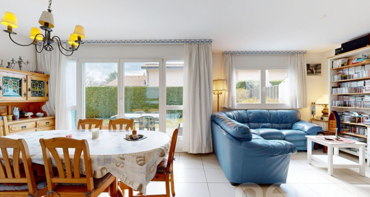 Charmante maison avec piscine et panneaux solaires à Cologny image 7