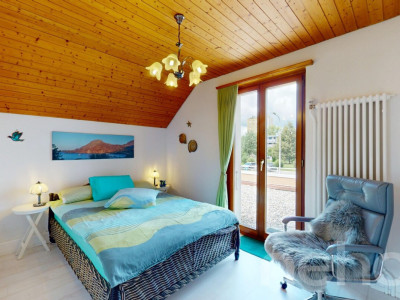 Haus mit Charme, grosser Terrasse, Garten und vielseitigem Anbau image 1