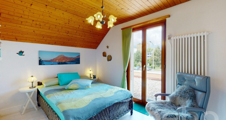 Haus mit Charme, grosser Terrasse, Garten und vielseitigem Anbau image 1