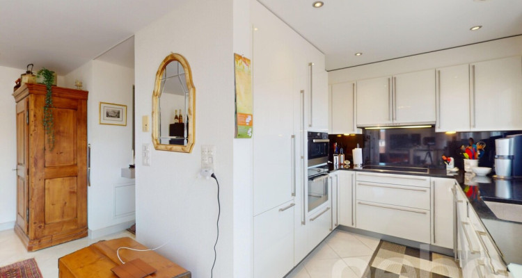 Wohnen mit Weitblick: Exklusive Wohnung direkt am Sihlsee image 5