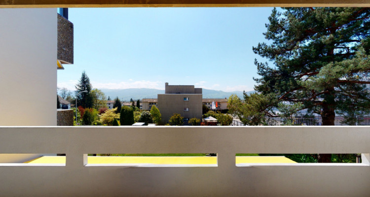 Gemütliche 4.5 Zimmer Eigentumswohnung image 11