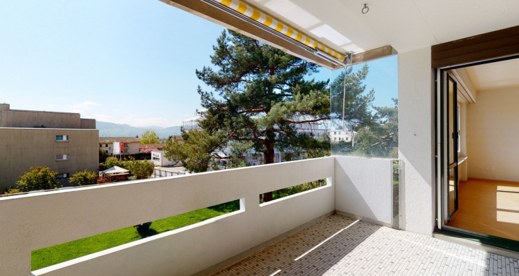 Gemütliche 4.5 Zimmer Eigentumswohnung image 12