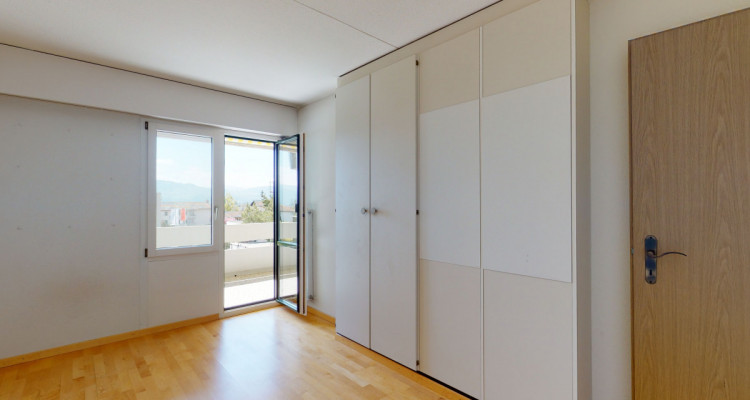 Gemütliche 4.5 Zimmer Eigentumswohnung image 2