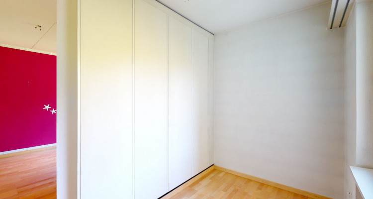 Gemütliche 4.5 Zimmer Eigentumswohnung image 5