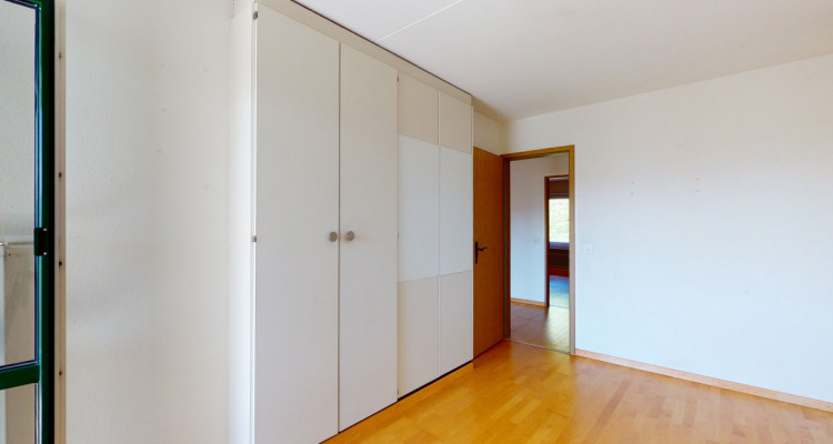 Gemütliche 4.5 Zimmer Eigentumswohnung image 6