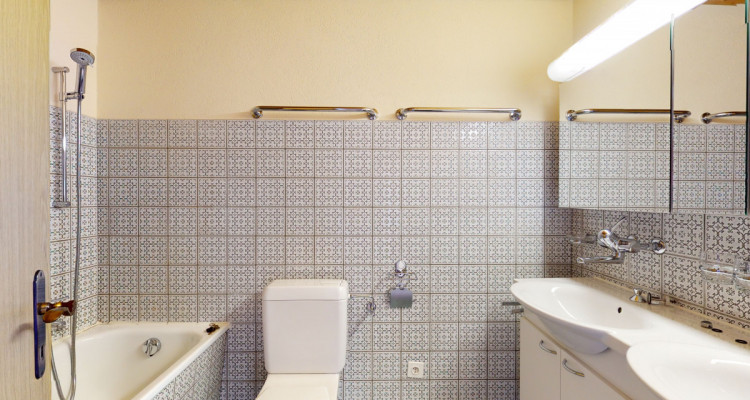 Gemütliche 4.5 Zimmer Eigentumswohnung image 10