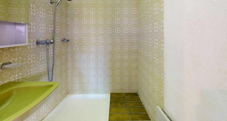 Ruhige, im Grünen gelegene Terrassenwohnung vor den Türen Zürichs image 12