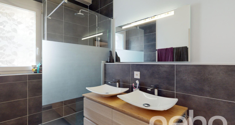 Splendide duplex de standing avec 2 places de parc au garage commun ! image 11