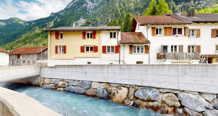 Haus mit Stall und 661 m² Grundstück in idyllischer Lage in Vättis SG image 1