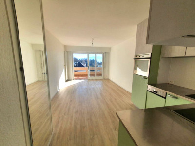 Appartement traversant 2 pièces dans Résidence ,rénové, piscine,  RÉSERVÉ ! image 6