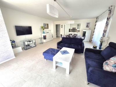 Magnifique ! Spacieux appartement de 4,5 pièces avec véranda, terrasse et jardin image 6