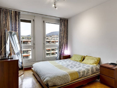 Appartement 5 pièces situé à Carouge. image 3