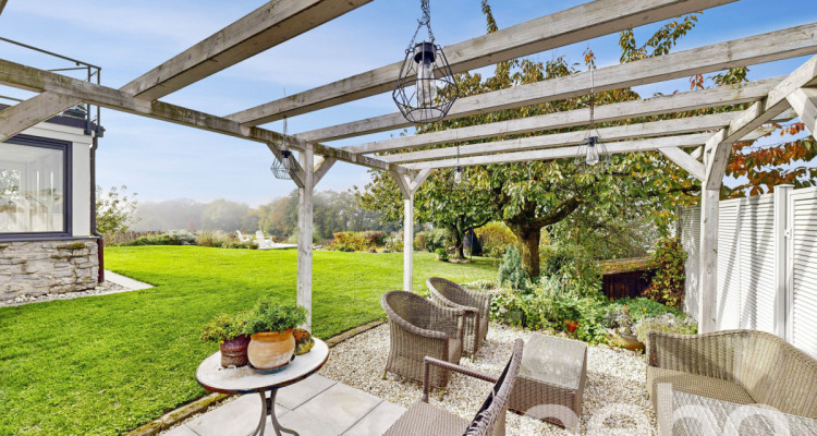 Superbe villa rénovée avec vue sur le lac image 5