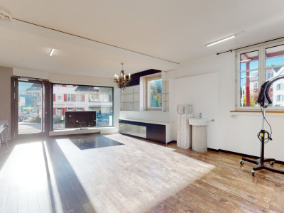 Mehrfamilienhaus mit Gewerbe ? zentral und renditestark image 5