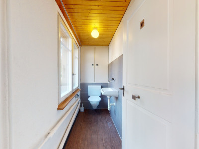 Mehrfamilienhaus mit Gewerbe ? zentral und renditestark image 10