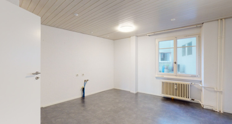 Mehrfamilienhaus mit Gewerbe ? zentral und renditestark image 8