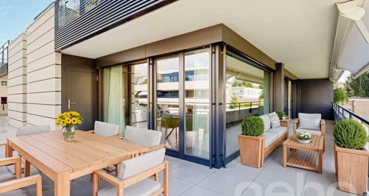 Appartement de standing avec grande terrasse périphérique de 105 m² image 8