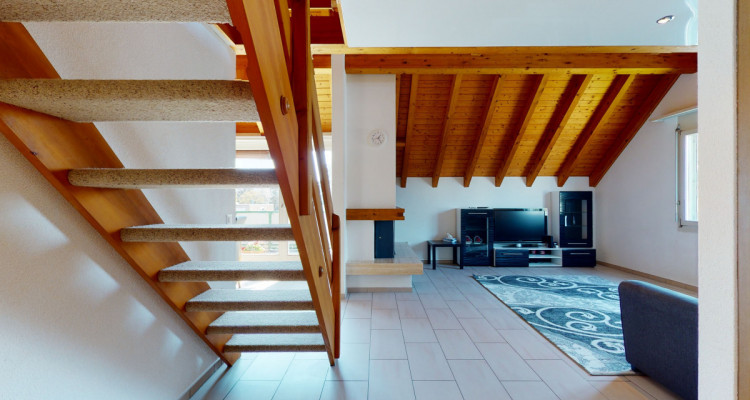 5.5 Zimmer Galeriewohnung mit eigener Bar !!! PREIS VERHANDELBAR !!! image 9