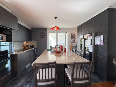 Magnifique maison située au coeur du Grand-Saconnex, offrant un cadre de vie paisible et agréable image 3