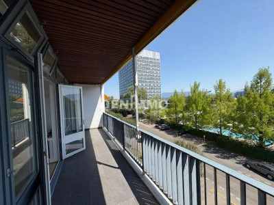 Appartement 5 pièces traversant image 2