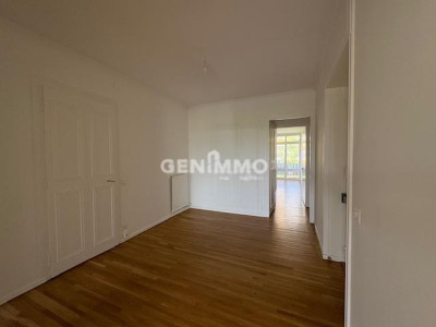 Appartement 5 pièces traversant image 6