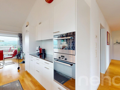 Licht, Weite und Ausblick ? stilvolle 3.5-Zimmer-Dachwohnung image 3