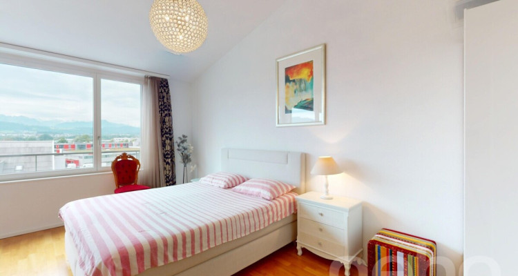 Licht, Weite und Ausblick ? stilvolle 3.5-Zimmer-Dachwohnung image 7