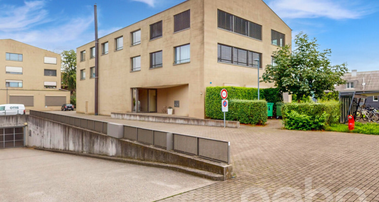 Licht, Weite und Ausblick ? stilvolle 3.5-Zimmer-Dachwohnung image 11